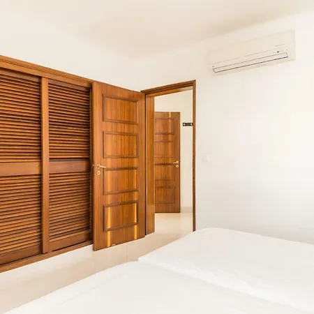 Great S.rafael Aprt. Walking Distance To The Appartamento