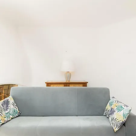 Great S.rafael Aprt. Walking Distance To The Apartment