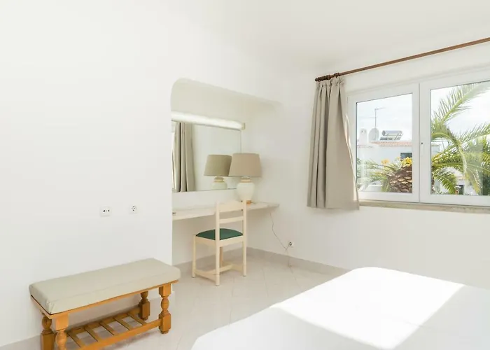 Great S.rafael Aprt. Walking Distance To The Appartement