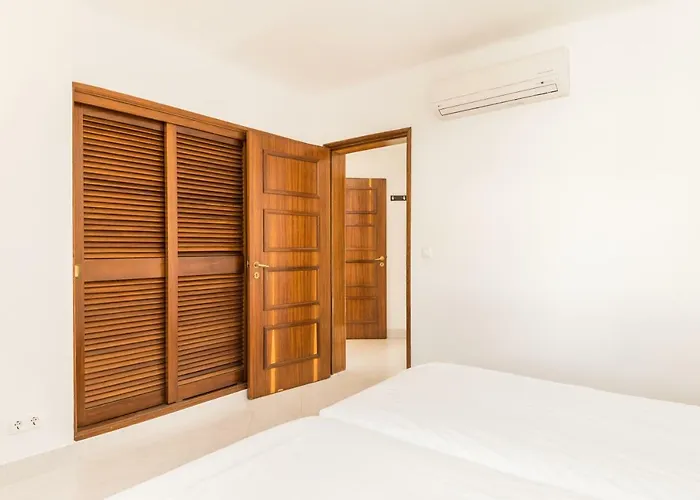 Great S.rafael Aprt. Walking Distance To The Appartement